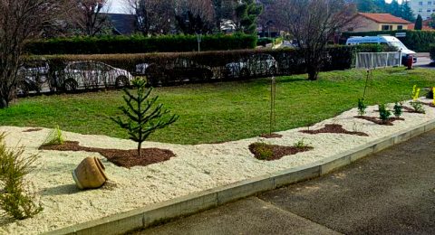 Les Jardins de Pierre-Paysagiste-Entretien-Jardin-Pelouse-elagage-projet-plantation-conception-exterieur-amenagement-Loire-Haute Loire-départements-42-43-credits impôts-professionnel-qualité